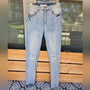 Dogma Light Wash Skinny Jeans Distressed Sz 5